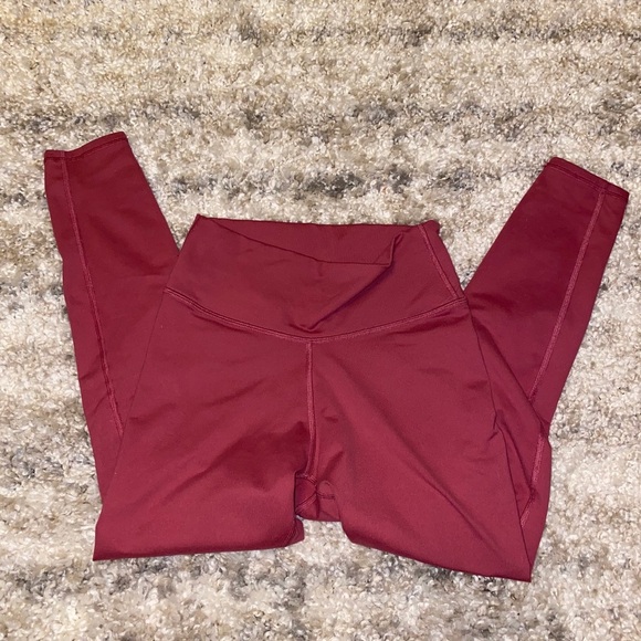 Fabletics 7/8 Leggings - Picture 2 of 8